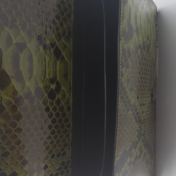 329- Marina Galanti Crossbody Bag Genuine Italian Leather NWT - Picture 10 of 11